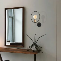 SFAX Appliques|Applique murale design noire, anneau & douille dorée