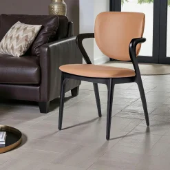 Chaises En Bois|Chaises Contemporaines|Chaise en cuir terracotta, accoudoirs bois noir ALDER