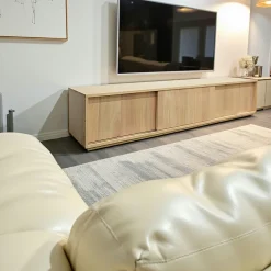 Baltic Meubles Tv Scandinaves|Meubles Tv En Bois|Meuble TV Hévéa 3 portes coulissantes 200x45x45cm