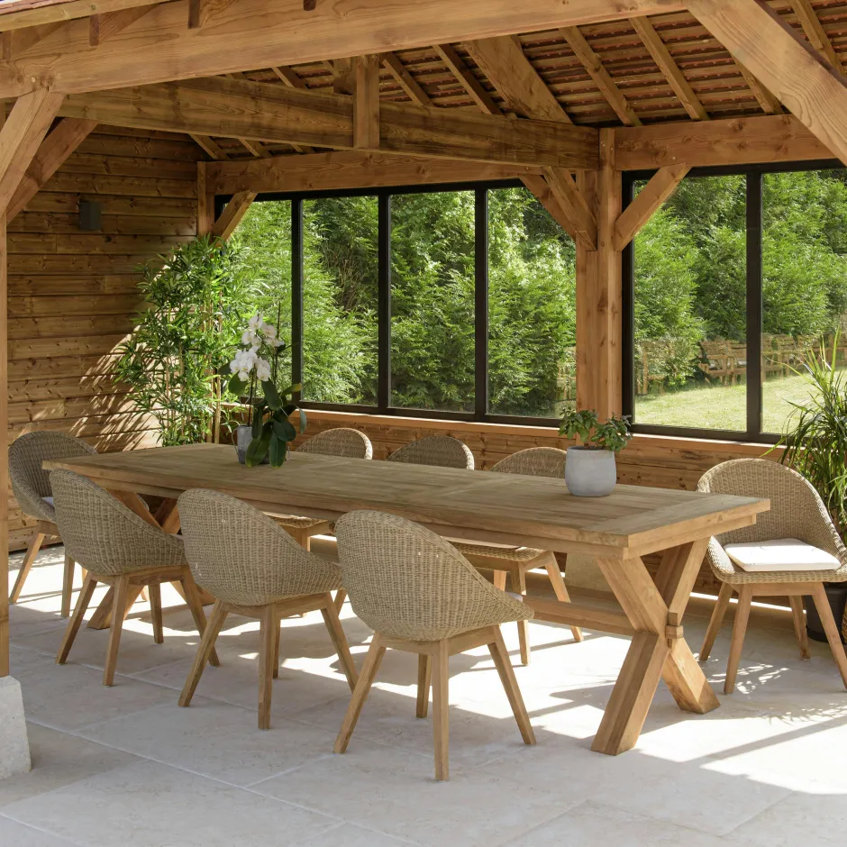 MANY Salons De Jardin·Ensemble Repas|Salon de jardin teck naturel 1 table pieds en croix 320 cm + 8 chaises arrondies résine tressée