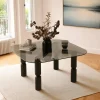 BOMA Tables Basses En Verre|Tables Basses Carrées|Table basse carrée en verre fumé - pieds bois sculpté