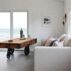 LEEDS Univers Déco·Loft Industriel|Tables Basses Vintage|Table basse industrielle vintage bois recyclé roues